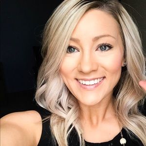 Meet your Posher, Destiny